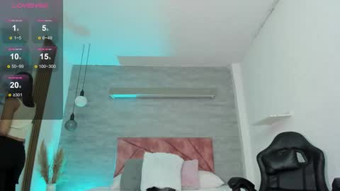 Thara Rouse online show from November 13, 12:15 pm