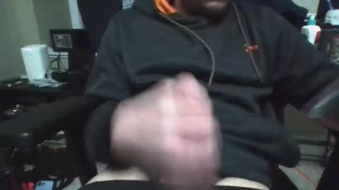 A guy online show from February 18, 7:04 am