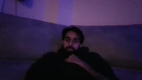 Snapshot of thawizard99 chatting on December 15, 11:03 am thawizard99 online show from December 15, 11:03 am