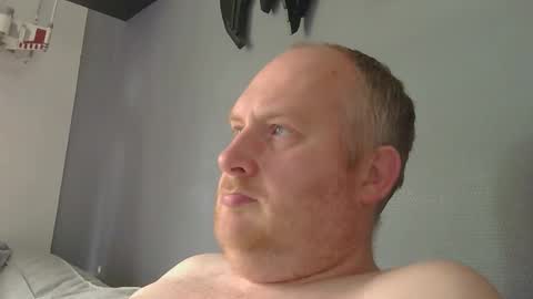 the007146368 online show from April 19, 11:31 am