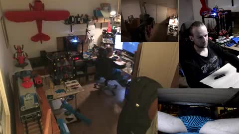 Michal online show from November 30, 5:28 pm