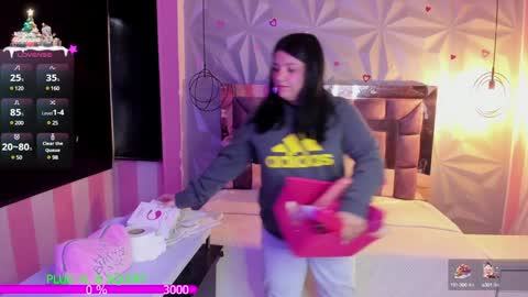 i am Cat  online show from December 17, 12:11 pm