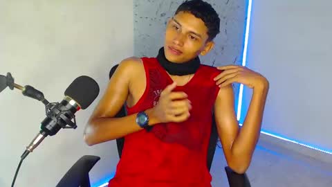 Snapshot of the_crack71 chatting on September 30, 1:05 pm Sean OPry   online show from September 30, 1:05 pm