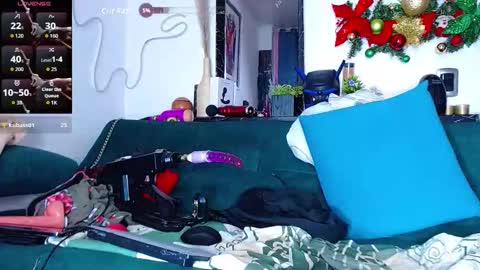 the dog lian online show from December 22, 2:14 pm