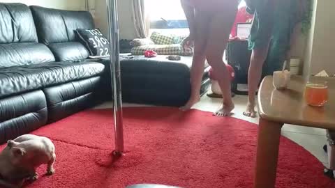 Snapshot of the_emmarouge chatting on December 9, 12:23 am the_emmarouge online show from December 9, 12:23 am