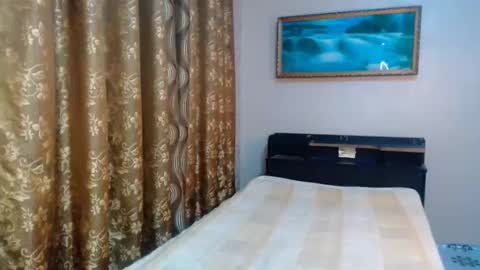 Snapshot of the_girl_nxt_door chatting on November 22, 8:24 am samm online show from November 22, 8:24 am