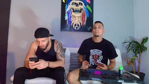 SCOTT  THEO  KAMERON  GENDERSON online show from December 13, 3:38 am