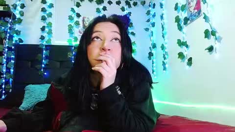 the_lesbian_game online show from January 7, 2:42 am