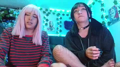 the_lesbian_game online show from January 24, 7:51 am