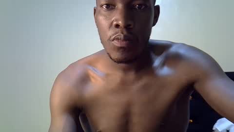 the_logking online show from February 1, 2:21 am