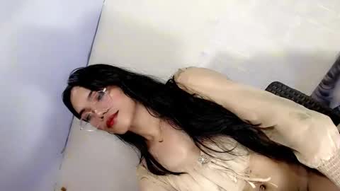 the_naughty_kyra online show from October 23, 5:07 am