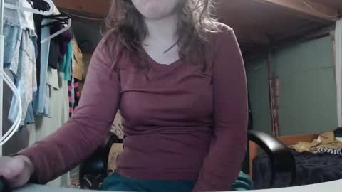 Snapshot of the_prettywondder chatting on October 12, 3:38 am Ekye online show from October 12, 3:38 am