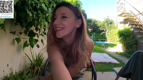 Snapshot of the_pussy_boulevard chatting on October 1, 7:09 pm Anna online show from October 1, 7:09 pm