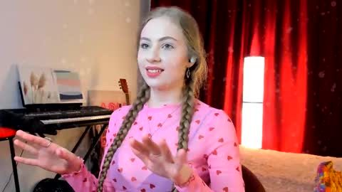 Ally    STREAMING ON TWITCH NOW Check my Twitter for updates online show from February 14, 10:14 pm