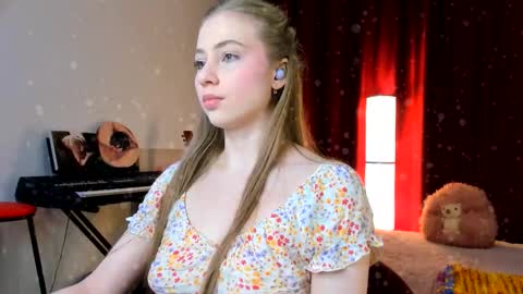 Ally    STREAMING ON TWITCH NOW Check my Twitter for updates online show from January 15, 10:46 pm