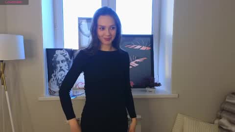 My name is Cynthia and Im very happy to see you in my sweet room  online show from April 3, 3:04 am