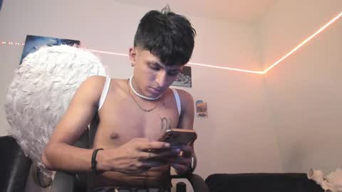 Danny online show from December 6, 7:10 am