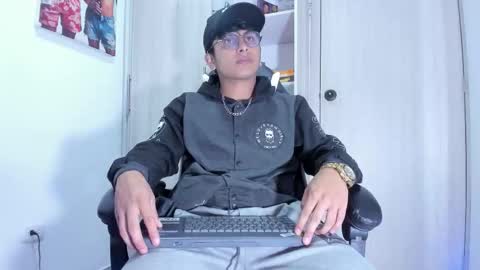 Danny online show from October 4, 3:37 am