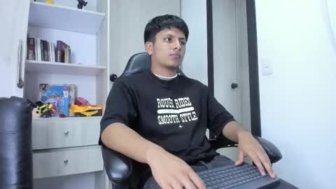 Danny online show from November 28, 1:30 am