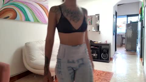 thebadwolf818 online show from September 16, 8:10 pm