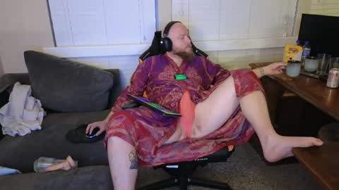 theballboy online show from April 23, 10:36 am