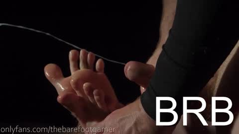 Snapshot of thebarefootgamer chatting on January 30, 8:31 pm Blue and Red online show from January 30, 8:31 pm