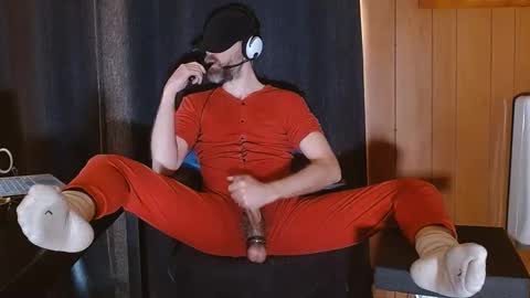 Snapshot of thebarefootgamer chatting on March 2, 2:10 pm Blue and Red online show from March 2, 2:10 pm