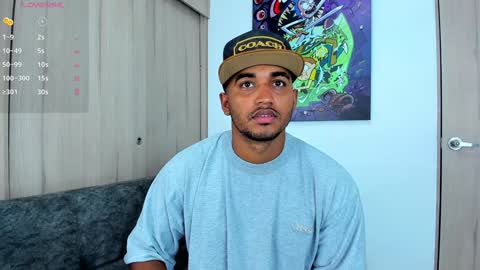 Snapshot of theblack_frank chatting on January 12, 3:25 pm theblack_frank online show from January 12, 3:25 pm