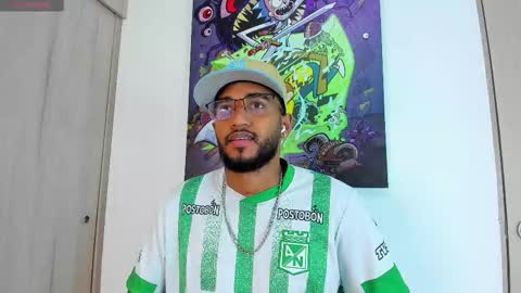 Snapshot of theblack_frank chatting on November 27, 1:24 pm theblack_frank online show from November 27, 1:24 pm