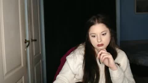 raissa online show from April 14, 6:36 pm