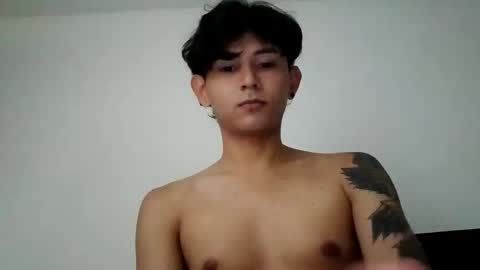 thebluesky_18 online show from October 25, 8:55 am