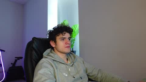 Thebrad H online show from April 1, 1:01 pm