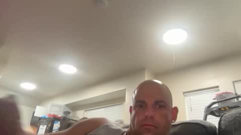 theBuzz777 online show from November 12, 5:57 pm