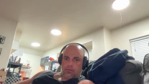 theBuzz777 online show from December 3, 12:18 am