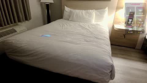 Snapshot of thecarrguyy chatting on December 21, 8:10 am Thatcarrguyy online show from December 21, 8:10 am