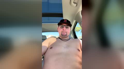 Swole Gorilla online show from April 23, 9:17 pm