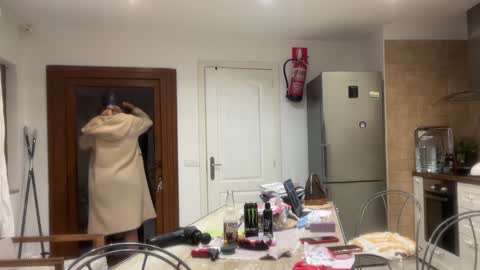 Snapshot of thecontcobracock24cm chatting on January 15, 10:02 pm thecontcobracock24cm online show from January 15, 10:02 pm