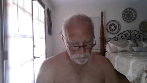 Snapshot of thecooltool_1 chatting on May 16, 9:13 pm thecooltool_1 online show from May 16, 9:13 pm