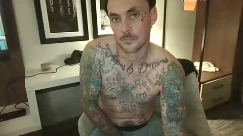 thecoryhall9109 online show from October 28, 8:18 am