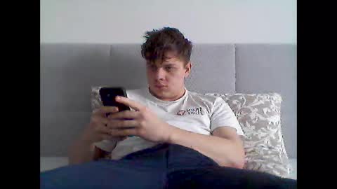 thecuteguy144949 online show from February 11, 11:21 am