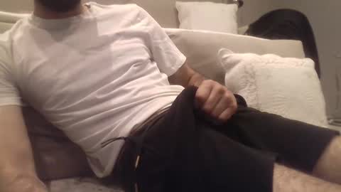 Snapshot of thedickhard1010 chatting on February 12, 11:40 am thedickhard1010 online show from February 12, 11:40 am