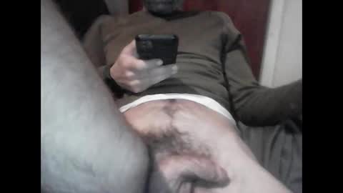 Snapshot of thedudnextdoor chatting on March 11, 2:10 am thedudnextdoor online show from March 11, 2:10 am