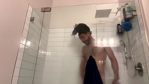 Snapshot of theekingcapo chatting on January 20, 9:24 am king capo thee online show from January 20, 9:24 am