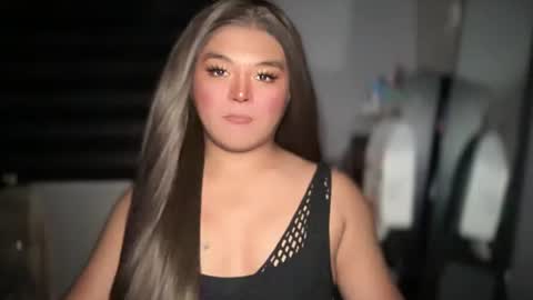 Snapshot of theenchantress_xxx chatting on November 3, 12:28 pm theenchantress_xxx online show from November 3, 12:28 pm