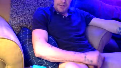 theerealjonnymike online show from February 28, 5:52 am