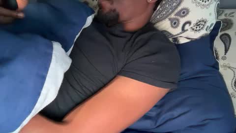 Snapshot of theeshooterr chatting on December 25, 5:47 pm theeshooterr online show from December 25, 5:47 pm