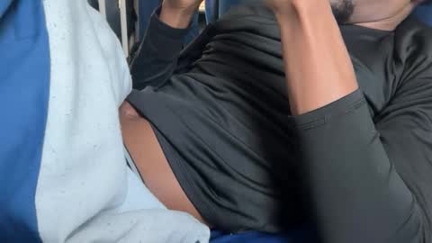 Snapshot of theeshooterr chatting on February 10, 6:03 pm theeshooterr online show from February 10, 6:03 pm