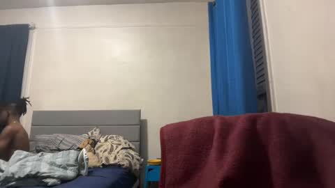 Snapshot of theeshooterr chatting on September 21, 6:48 am theeshooterr online show from September 21, 6:48 am