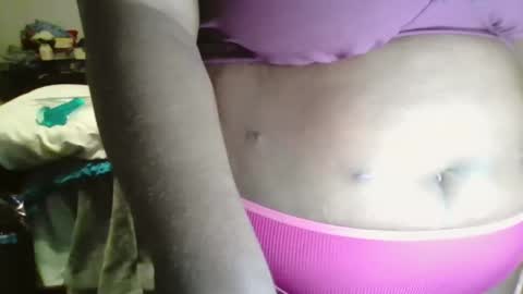 TheeTashelly online show from November 24, 10:37 am