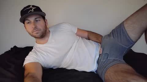 Theetwohander online show from November 9, 7:01 pm